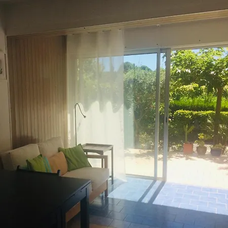 L'oasis In Mèze, Appartement *